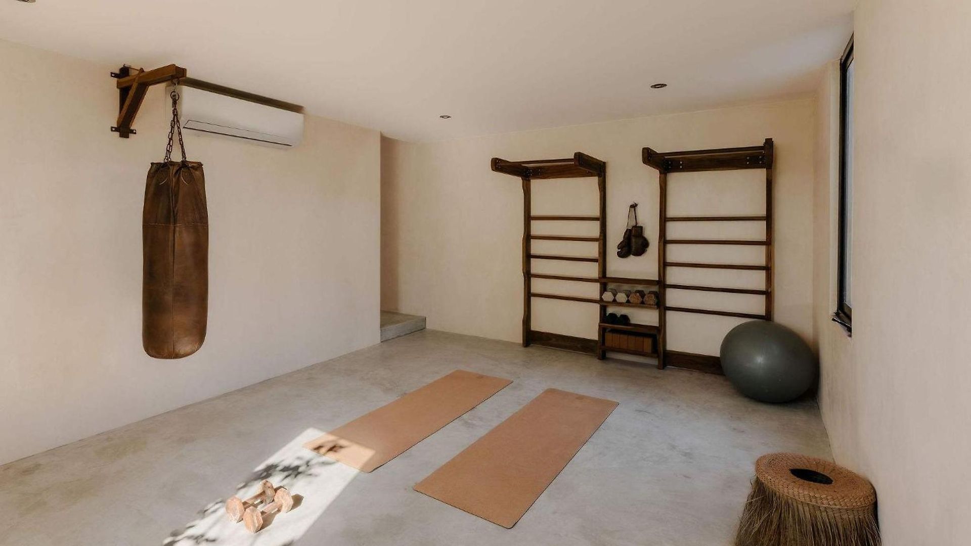 Wabi-sabi Jungle - 2 Pools, Gym & Zen Villa
