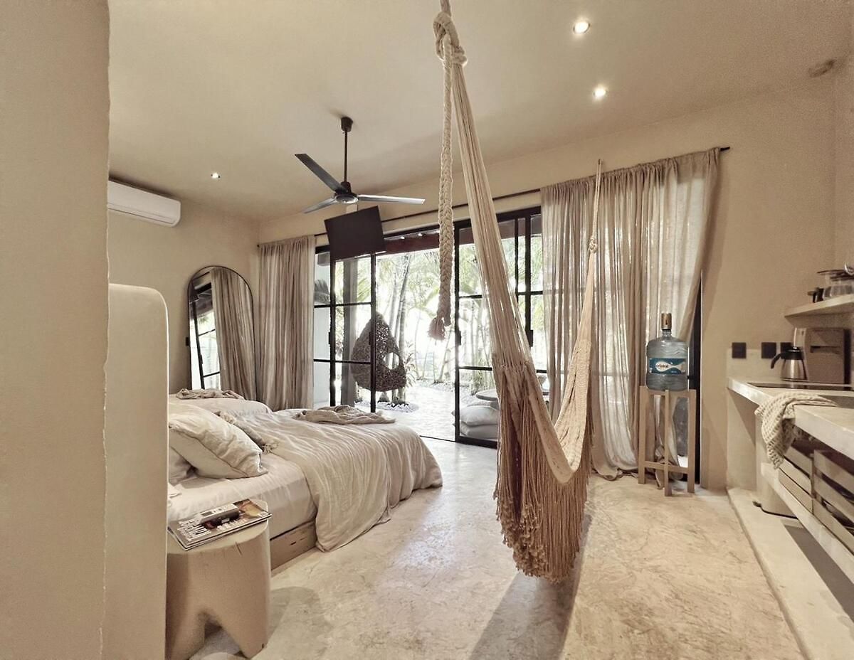 Oasis Heated Private Pool Daily Housekeeping Prime Location