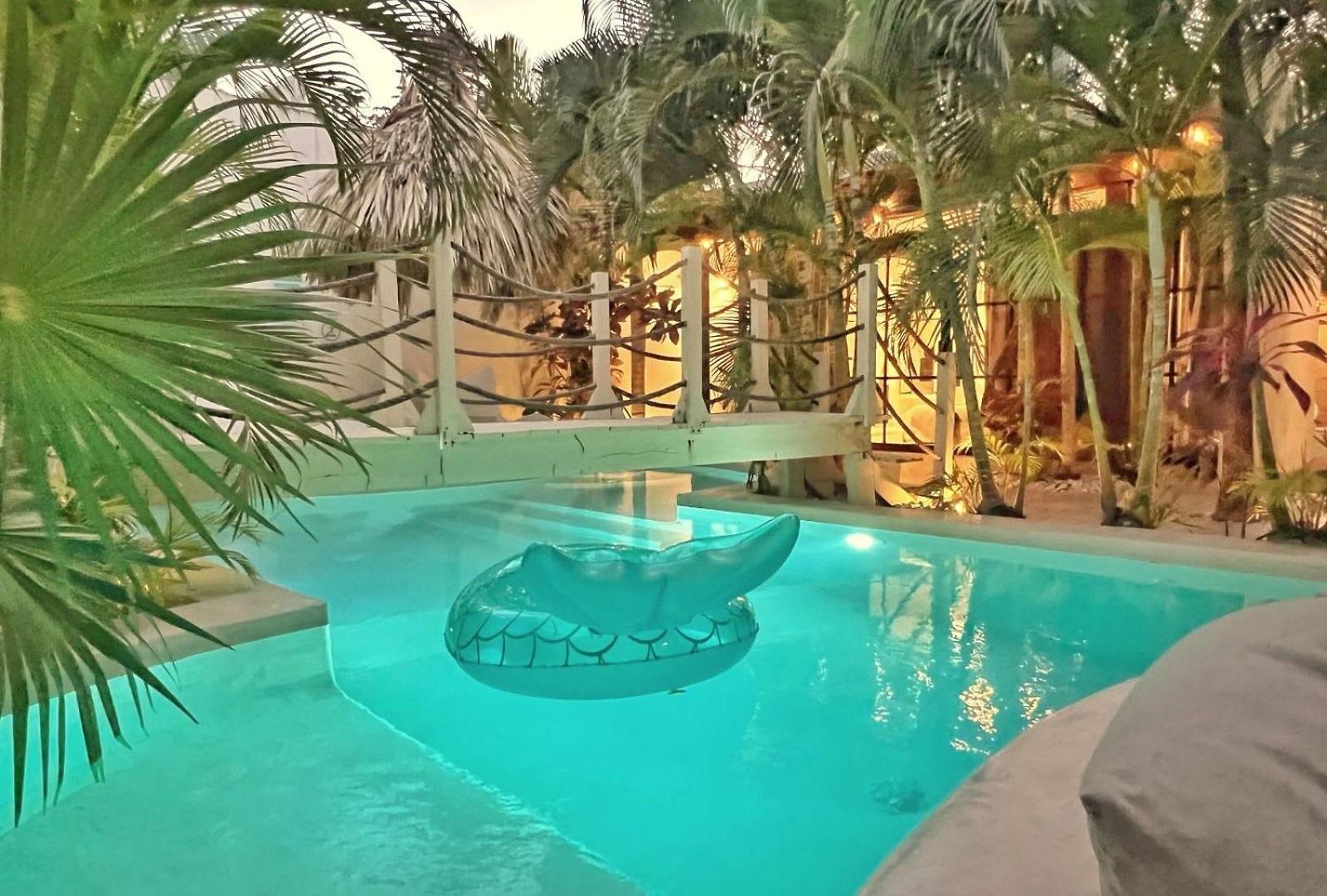 Oasis Heated Private Pool Daily Housekeeping Prime Location Villa