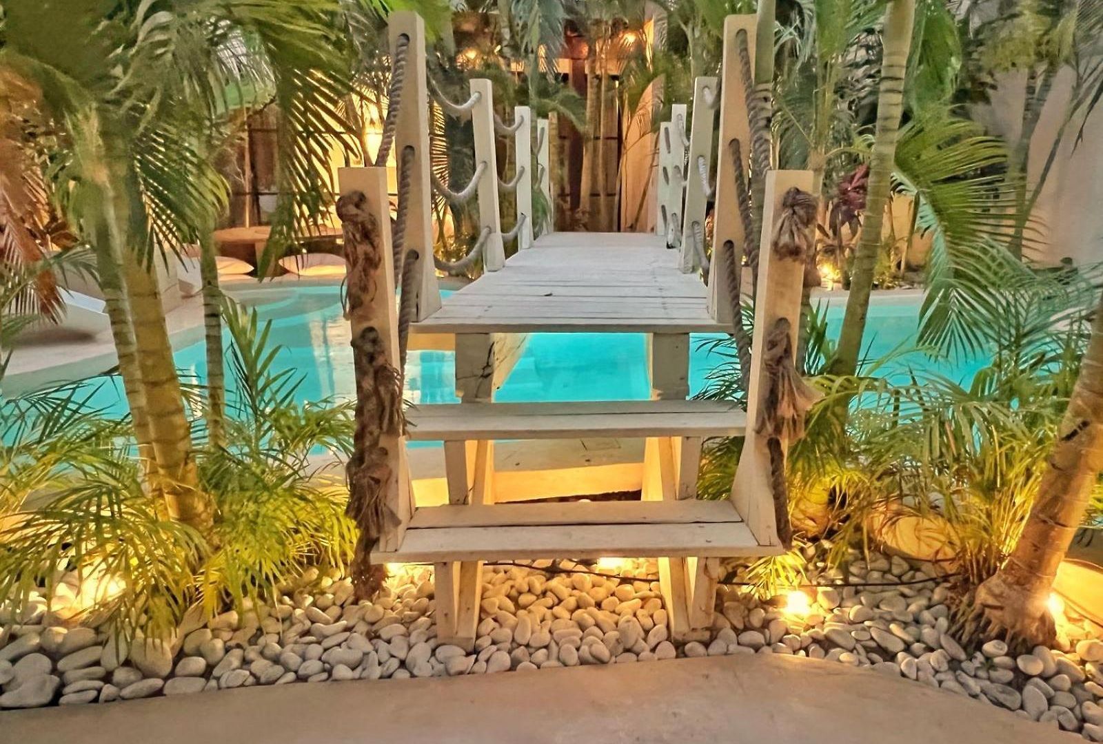 Villa Oasis Heated Private Pool Daily Housekeeping Prime Location *