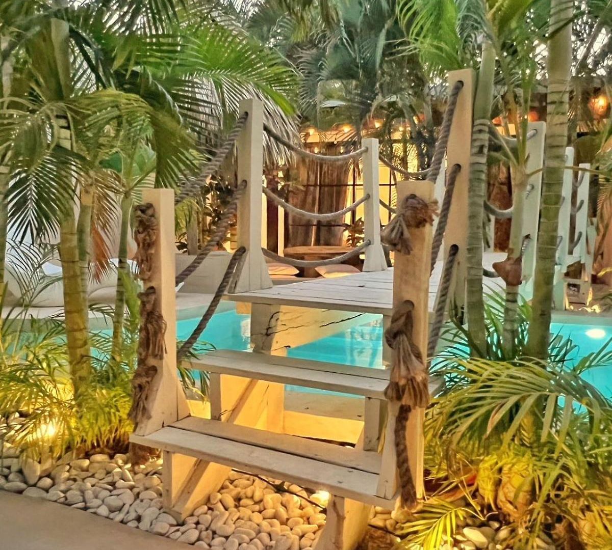 Oasis Heated Private Pool Daily Housekeeping Prime Location *