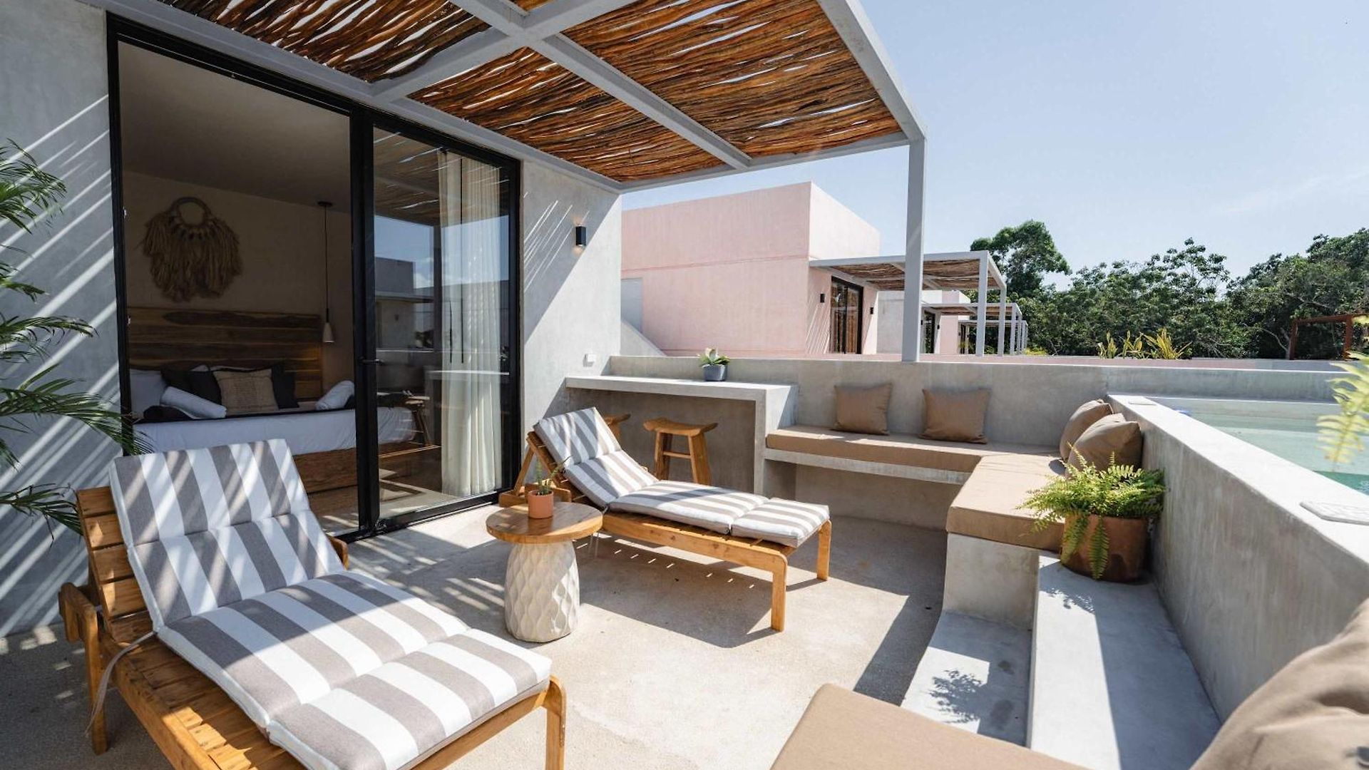 Seremonia 6br Multi-villa Combo With Pool & Jacuzzi Villa