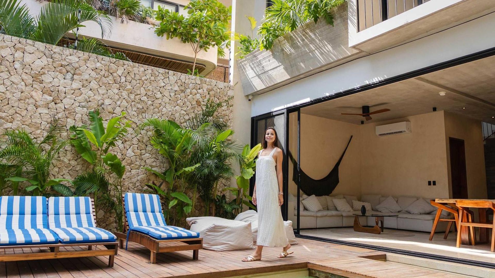 Luxury 5 Bedroom Pool Tiki Bar & Outdoor Gym Villa Tulum