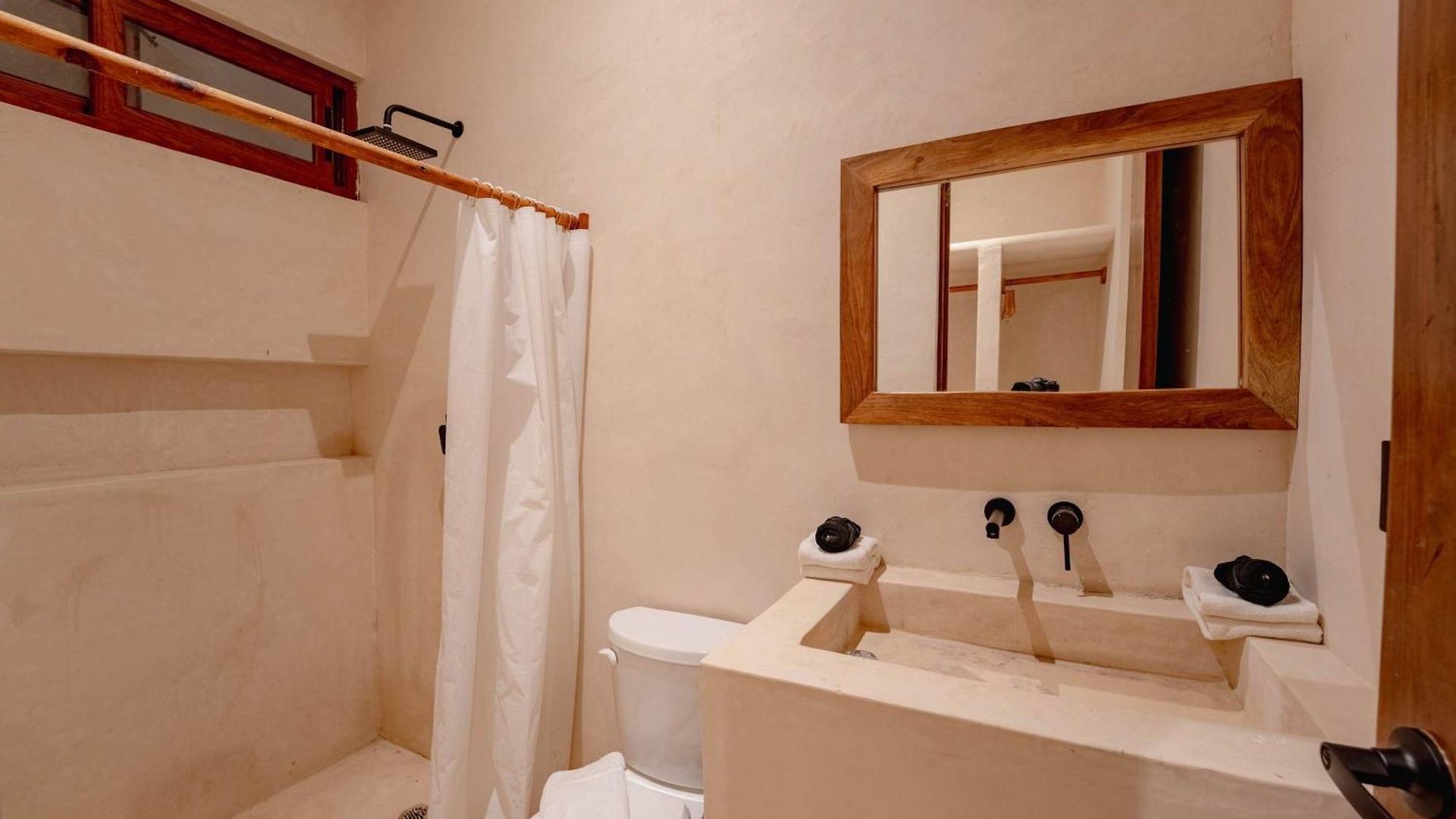 Apartment Stylish 1br Retreat In Holistika With Private Pool *
