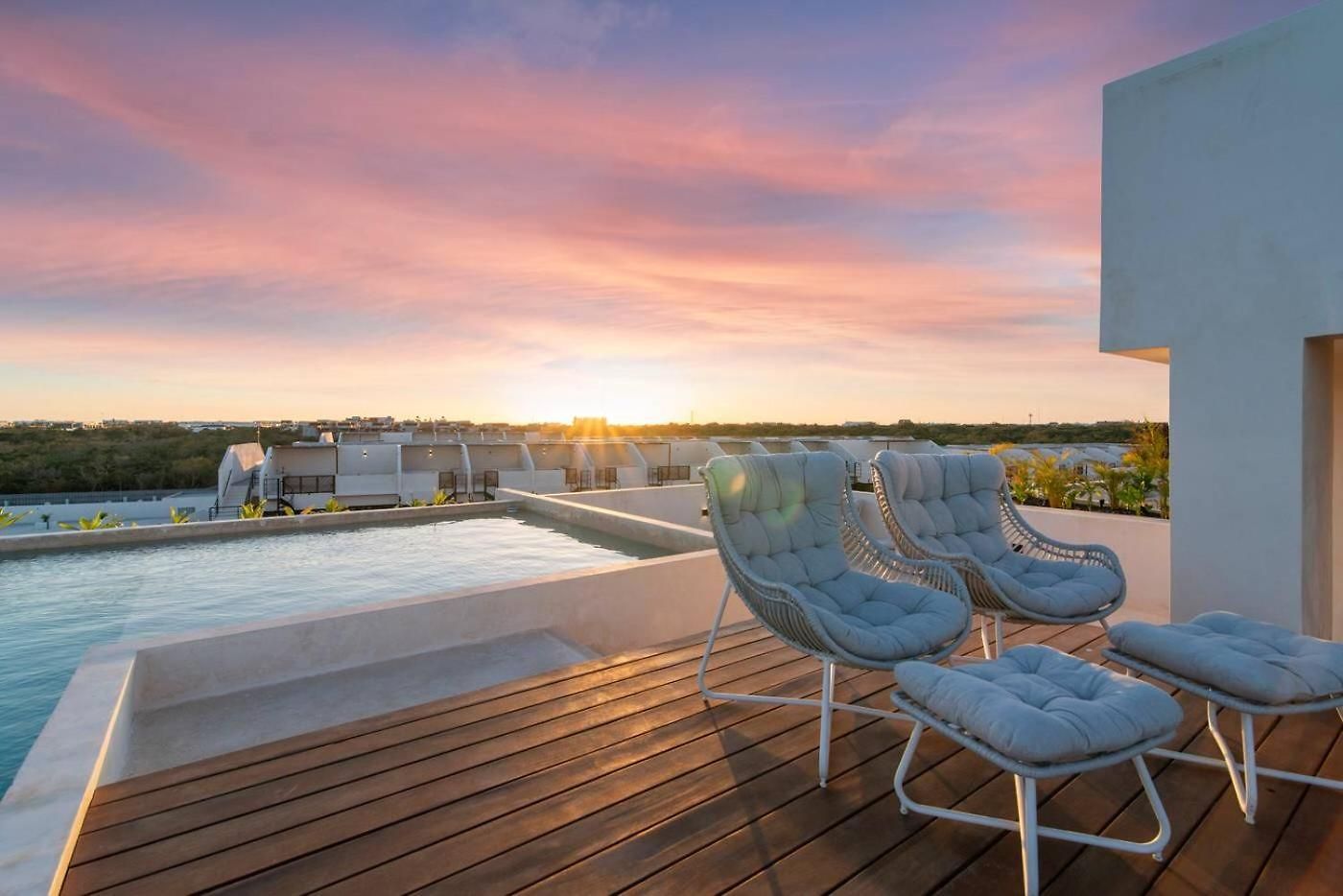 Penthouse With Private Plunge Pool - 2 King Apartment Tulum