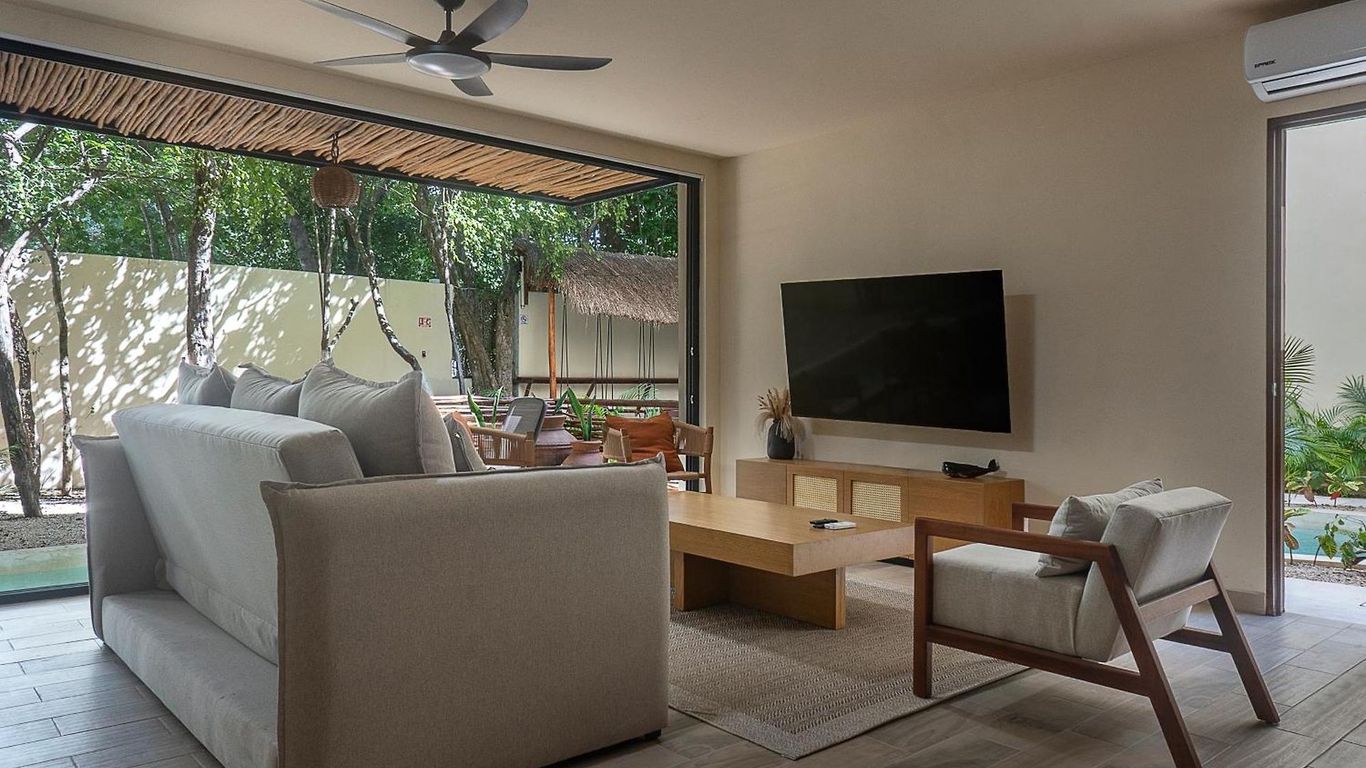 Apartment Private Pool Paradise In Aldea Zama 2br *