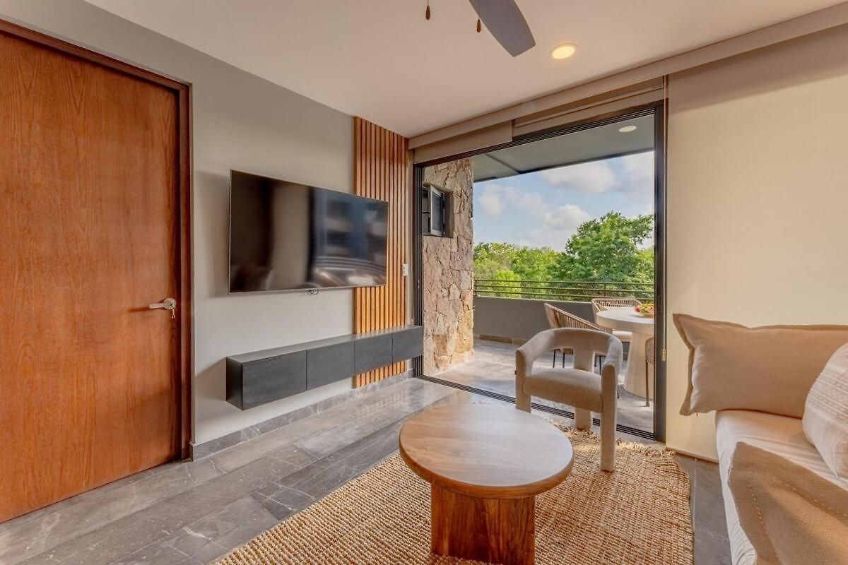 Apartment Paramar Black, Style In Zama *