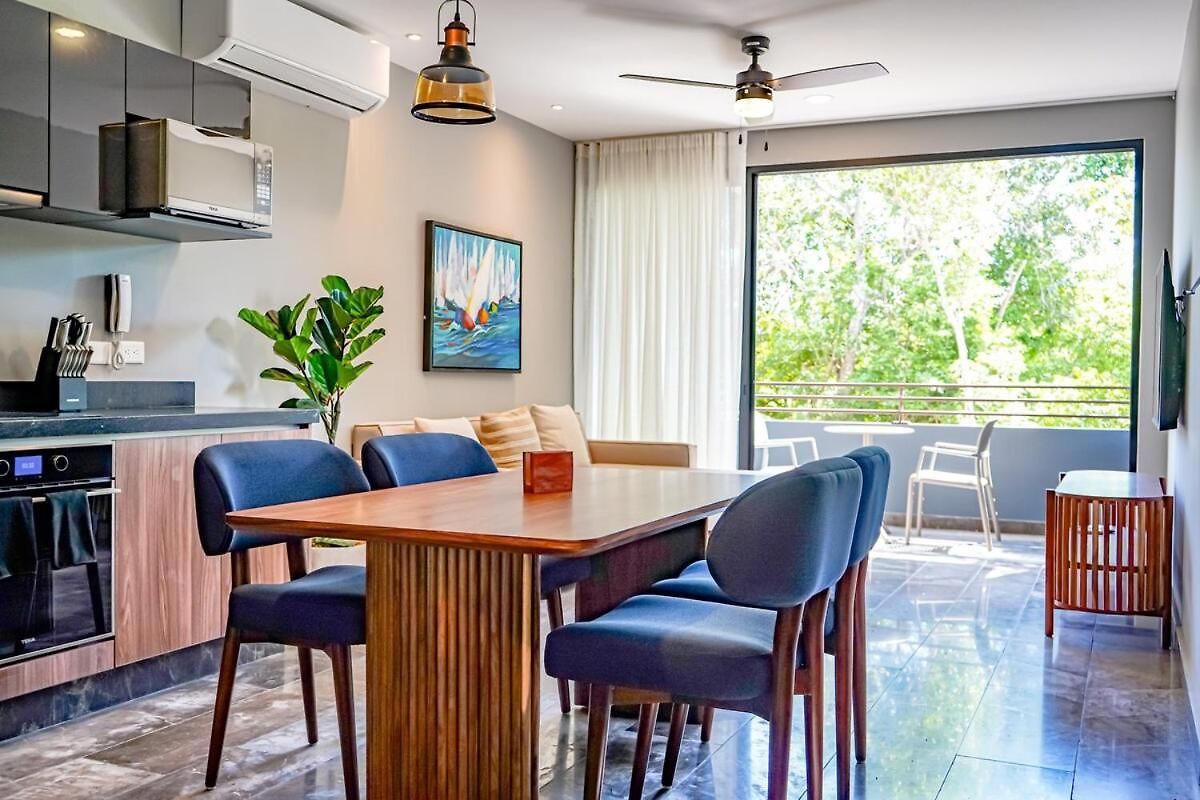 Chic 1br Private Balcony,sauna, Gym Y Wifi