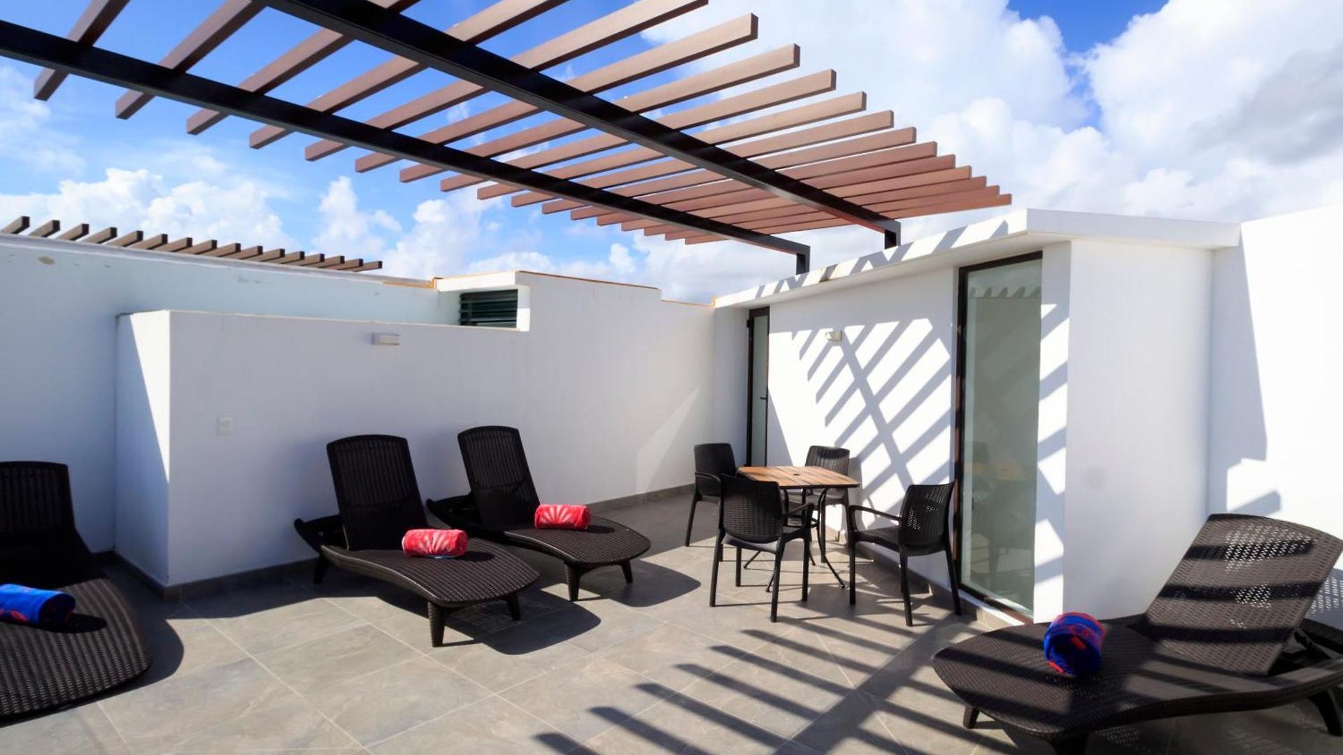 Apartment Penthouse With Private Jacuzzi In Tulum, 3 Bedrooms