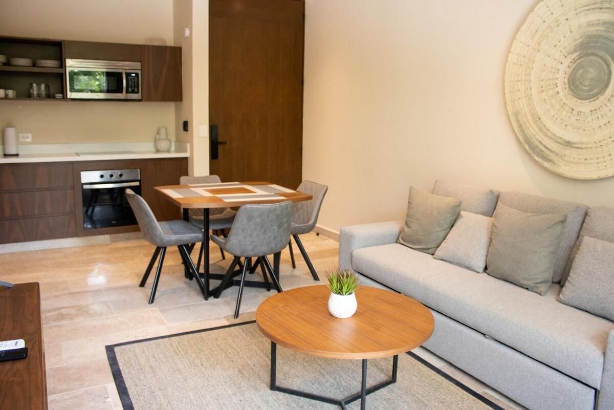Peregrina 202b 1br Apartment *