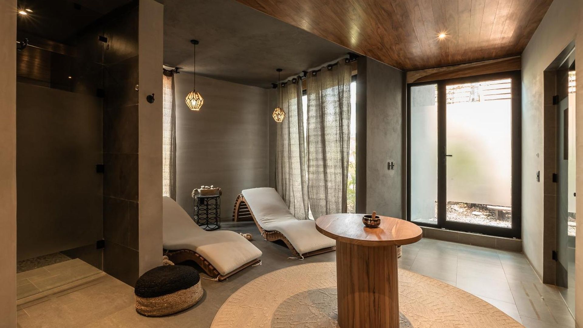 Apartment Siwa Jungle-luxury 2br Retreat With Private Roofto