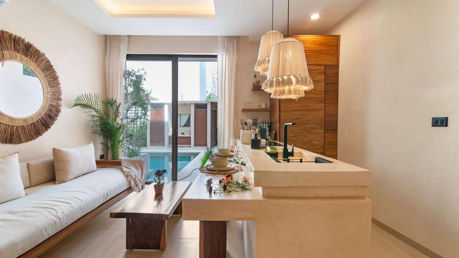 Boho With Swim-up Pool - La Veleta *