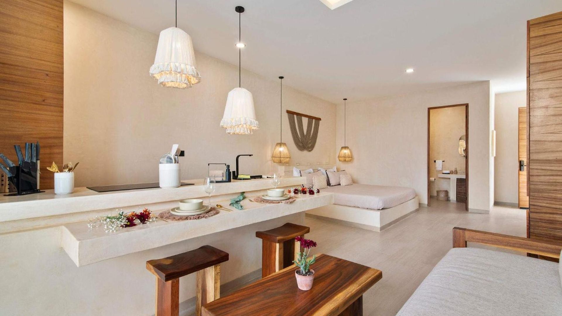 Boho With Swim-up Pool - La Veleta *