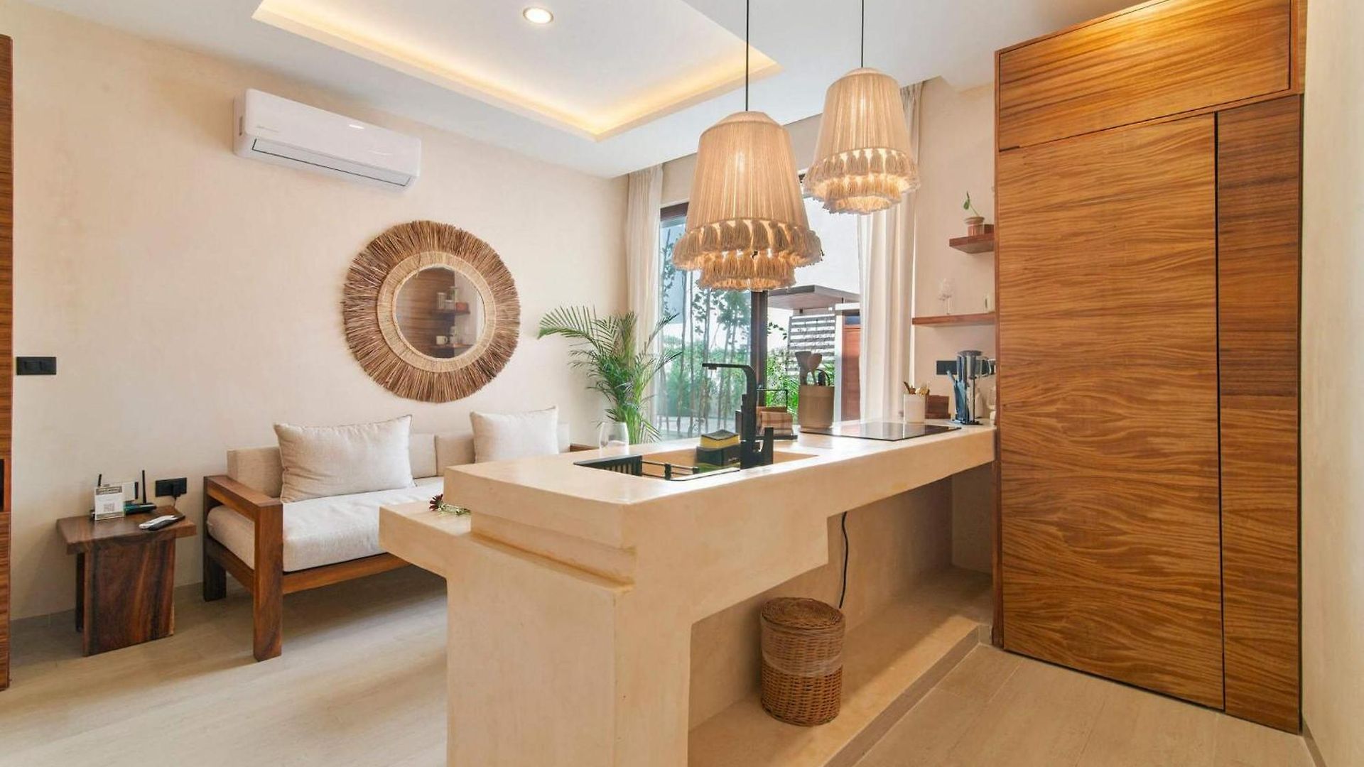 Boho With Swim-up Pool - La Veleta Apartment *