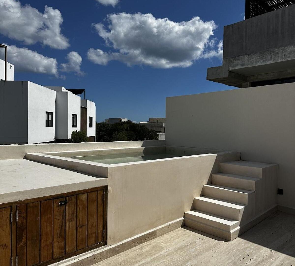 Apartment Penthouse In La Valeta With Rooftop & Plunge Pool