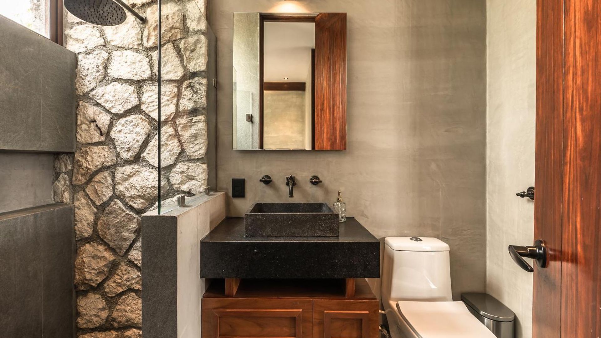 Siwa Jungle-luxury 2br Retreat With Private Roofto Apartment *