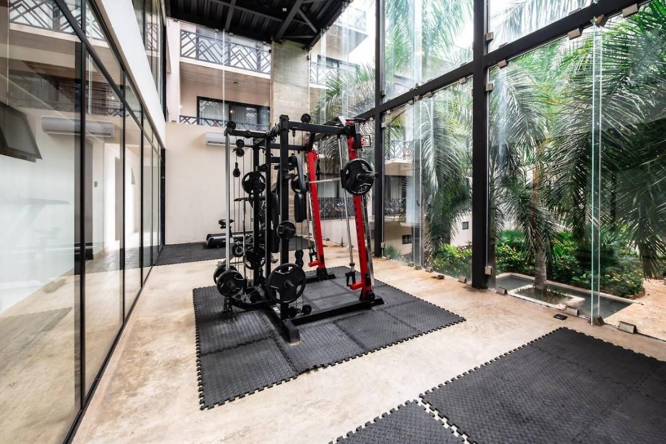 Apartment Retreat Pool Gym & Great Location Tulum
