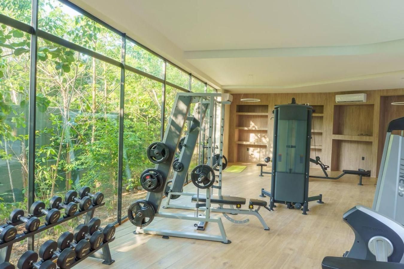 New 2bdr Unit Step Away From Caribbean Beaches