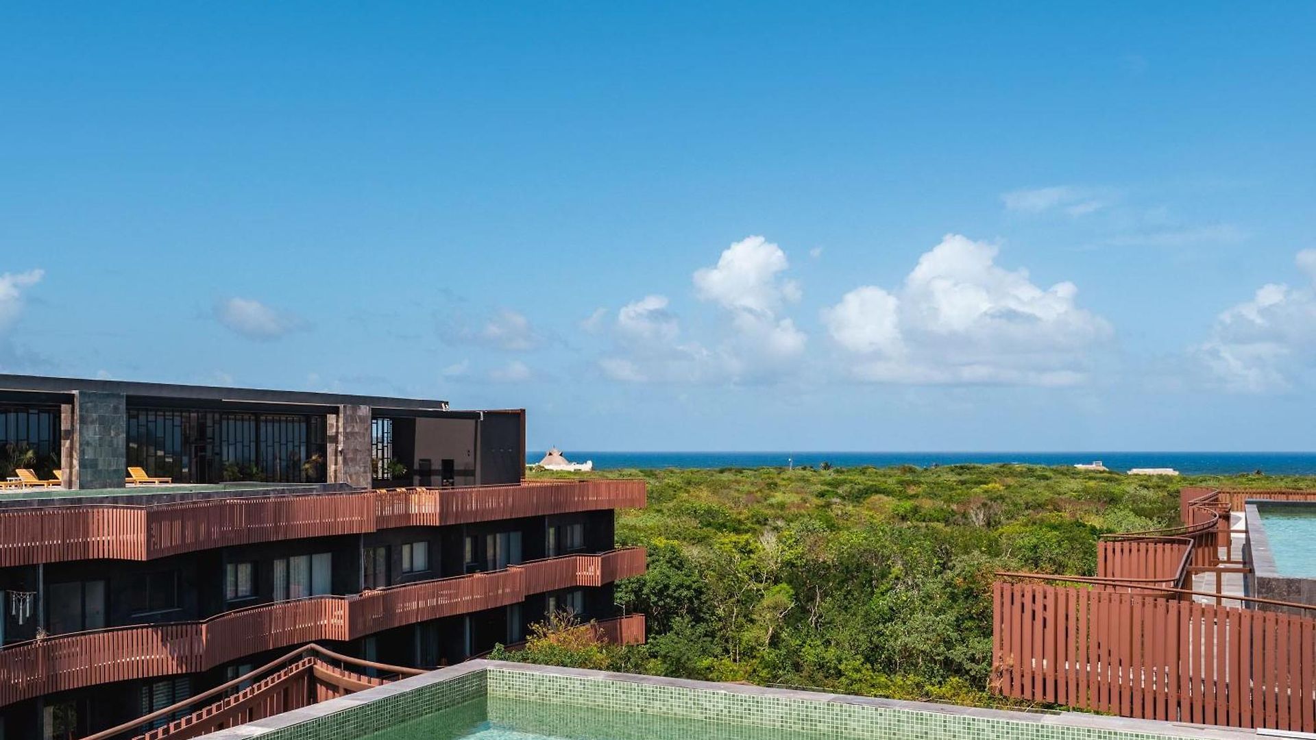 Apartment Amira Luxury 3br Ph With Rooftop Pool & Shared Gym