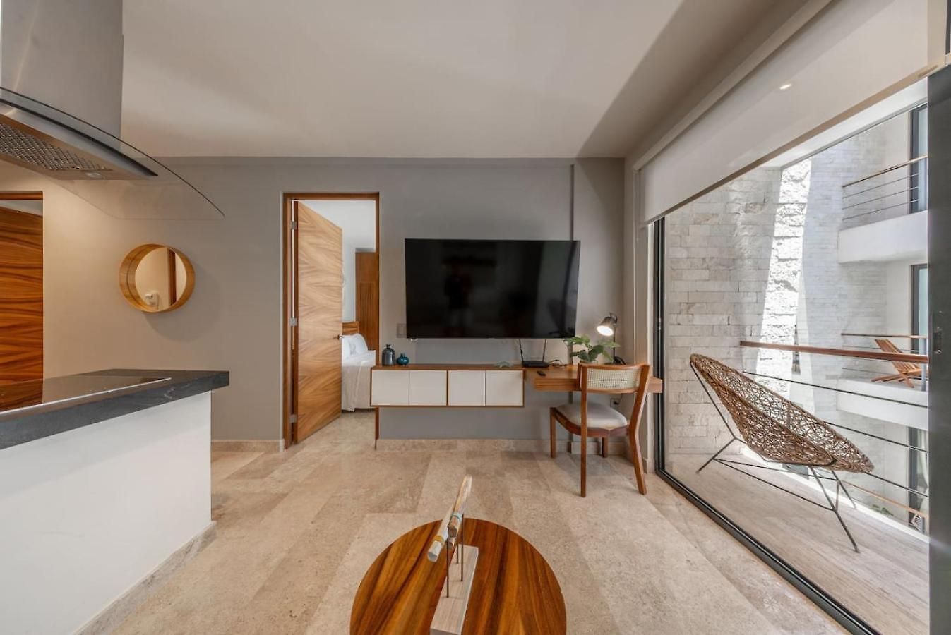 Apartment Luxury 2bd In W 2 Pools Gym *