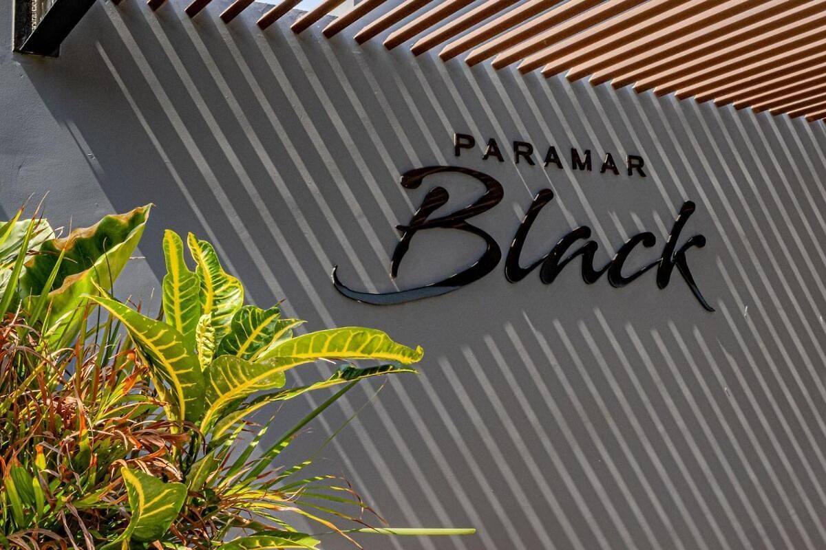 Paramar Black, Style In Zama