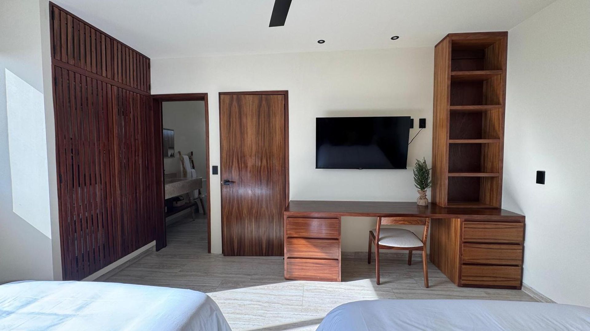 Luxury 2 Bd Roof Private Pool - Jungle View