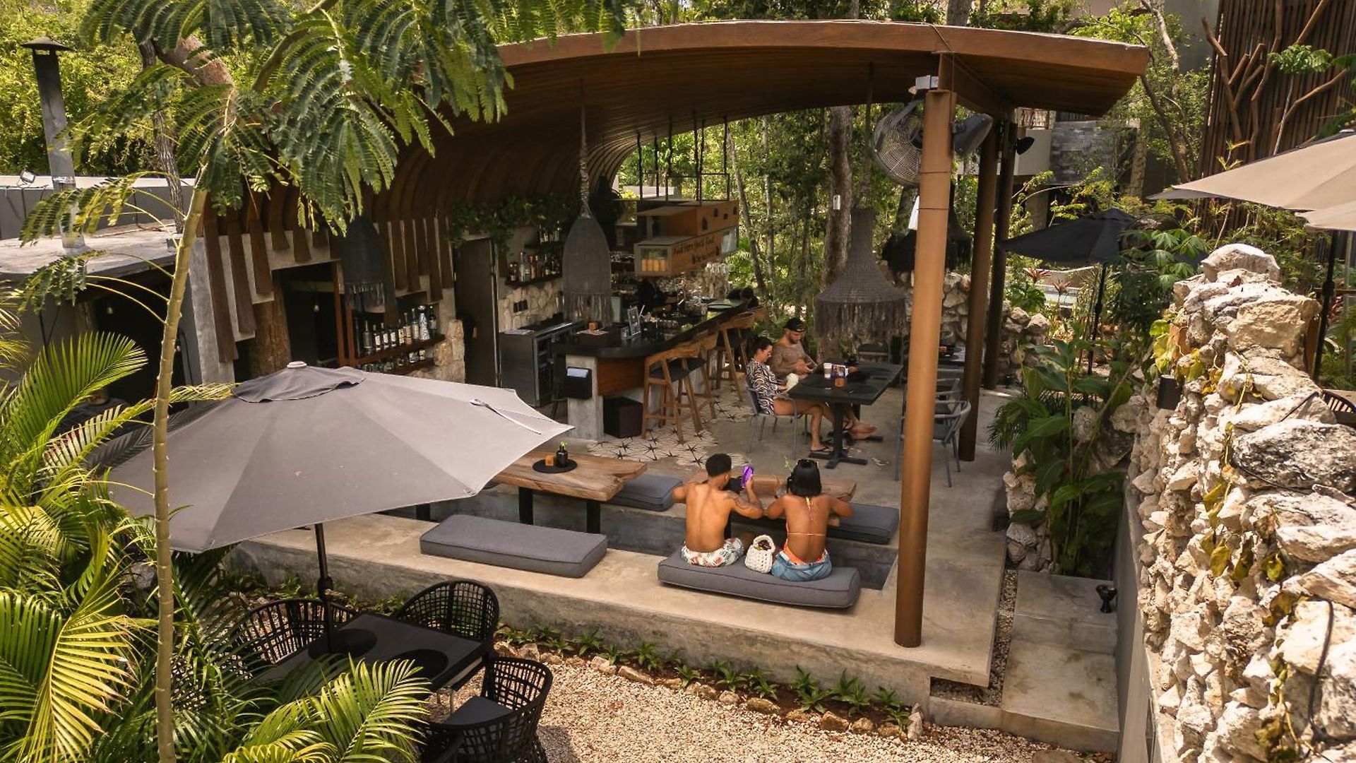 Siwa Jungle-luxury 2br Retreat With Private Roofto Apartment