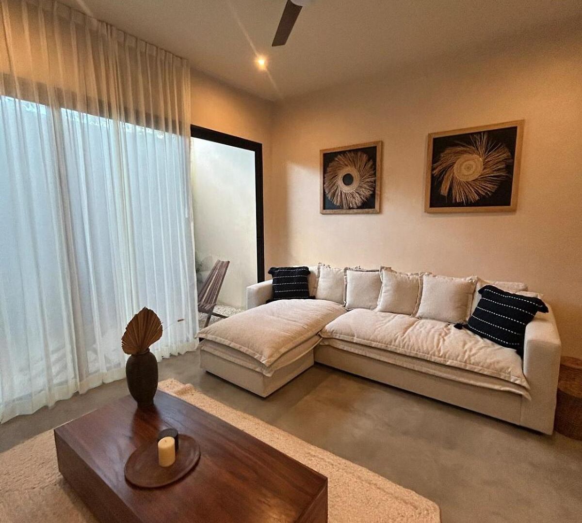 Apartment Exclusive Close To *