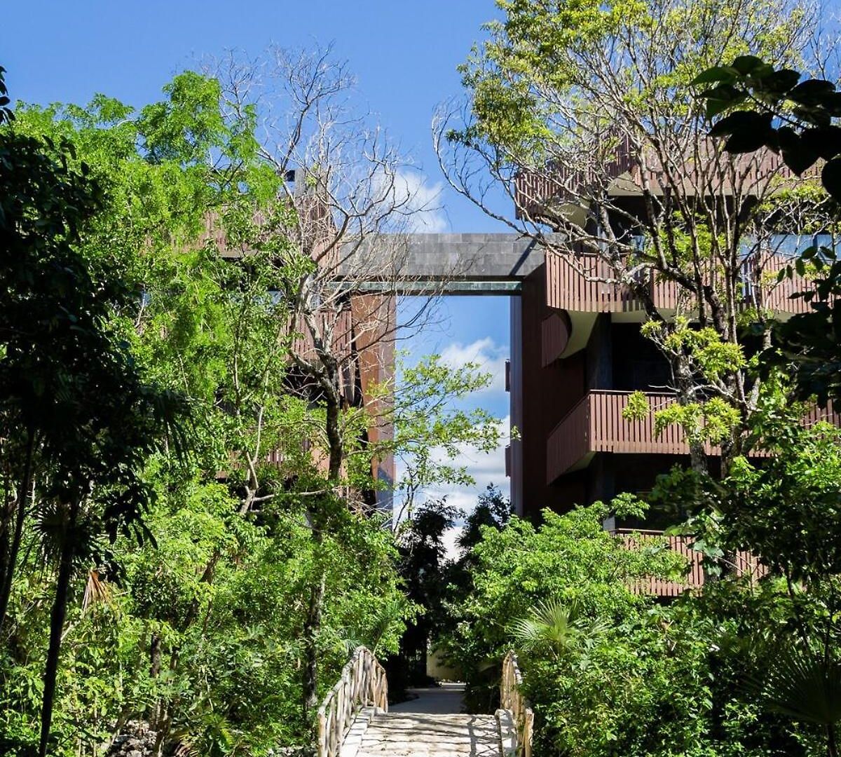 Art House - Filtered Water & 2 Free Clubs Zone Apartment *