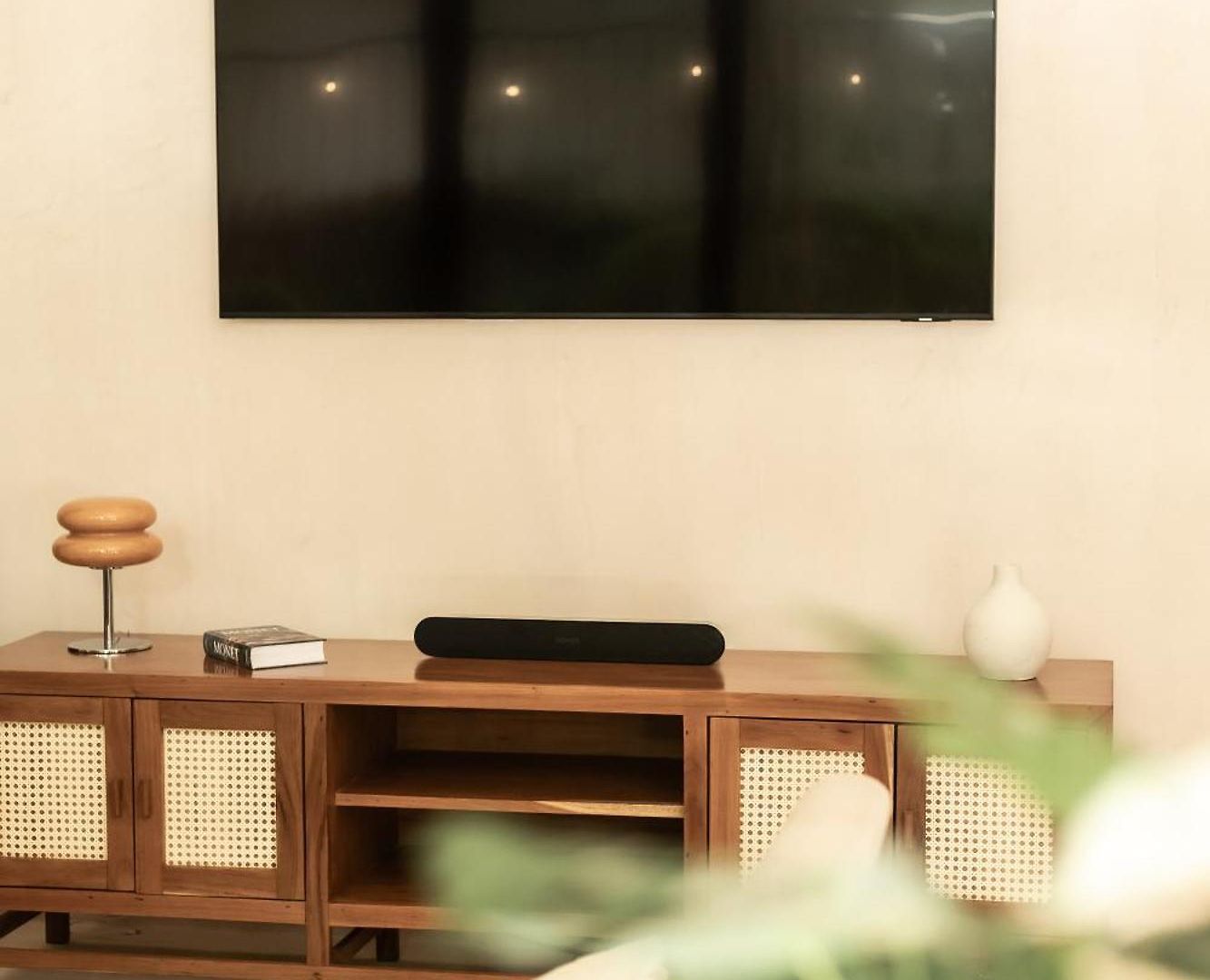 Bt Homes - - De Lujo En La Selva Con Piscina