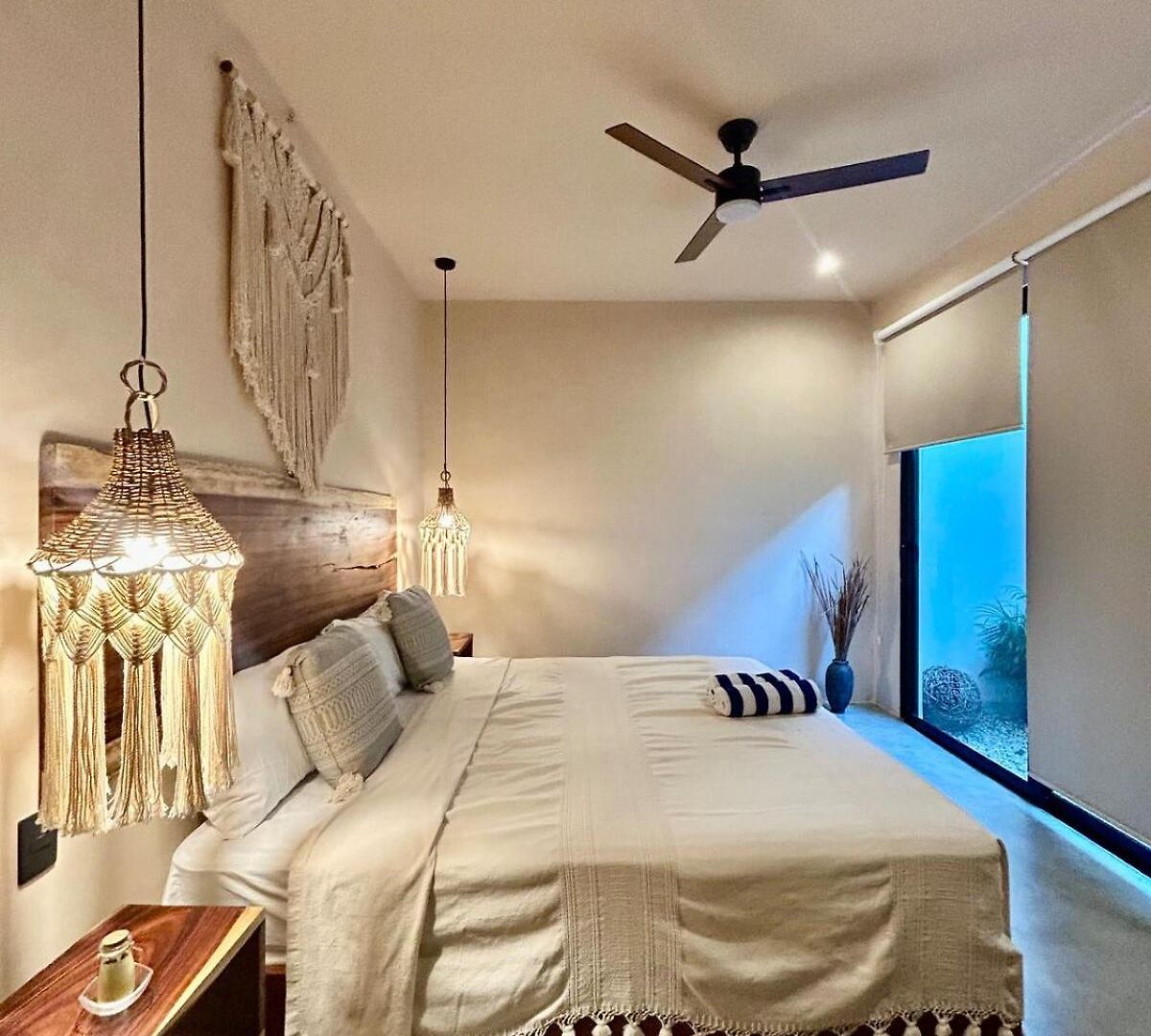 Exclusive Close To Apartment