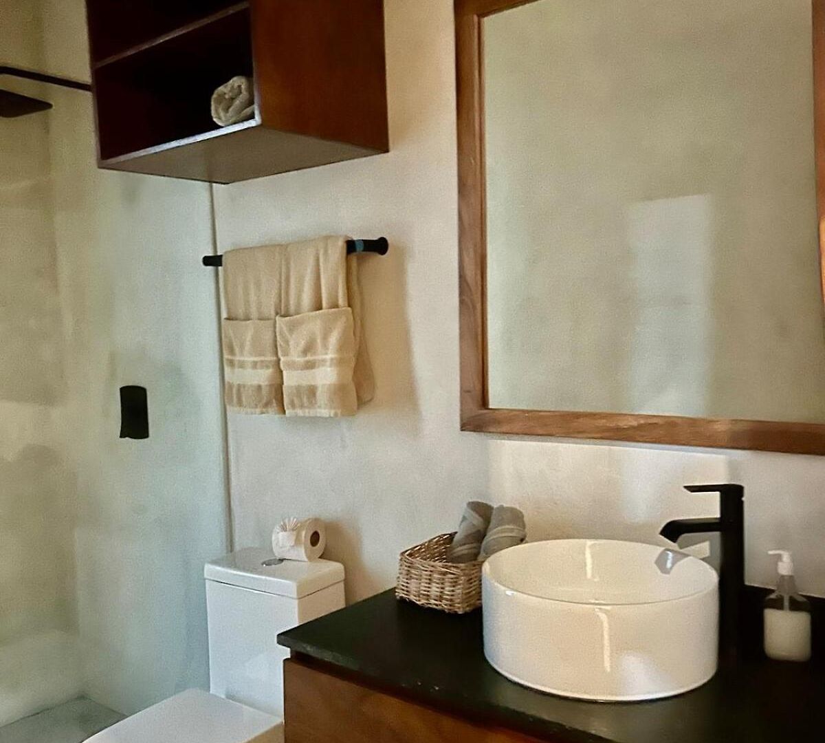 Exclusive Close To Apartment