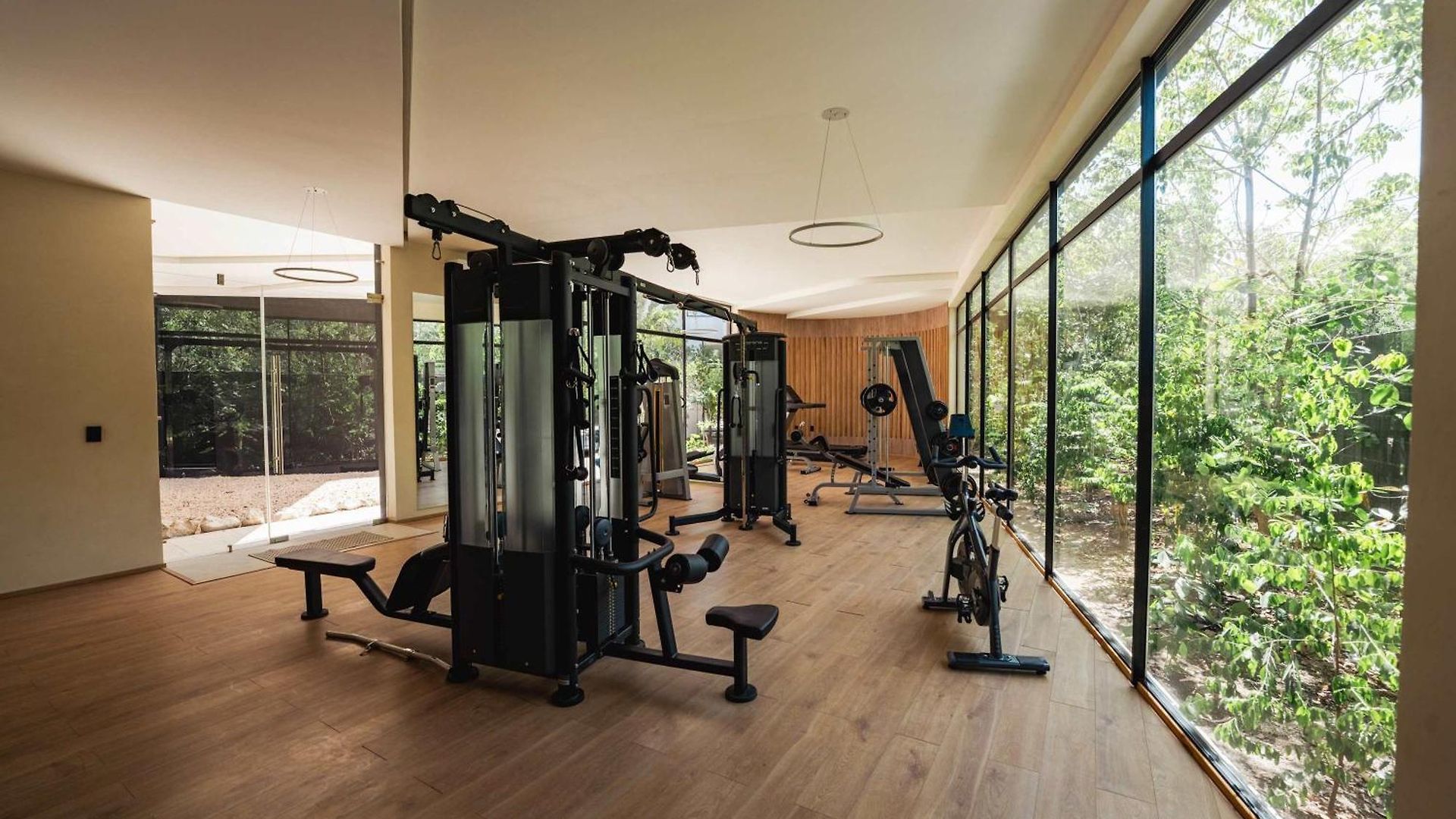 Amira Luxury 3br Ph With Rooftop Pool & Shared Gym Apartment Tulum