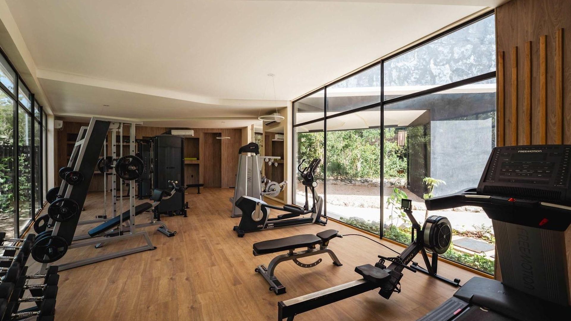 Amira Luxury 3br Ph With Rooftop Pool & Shared Gym Apartment Tulum