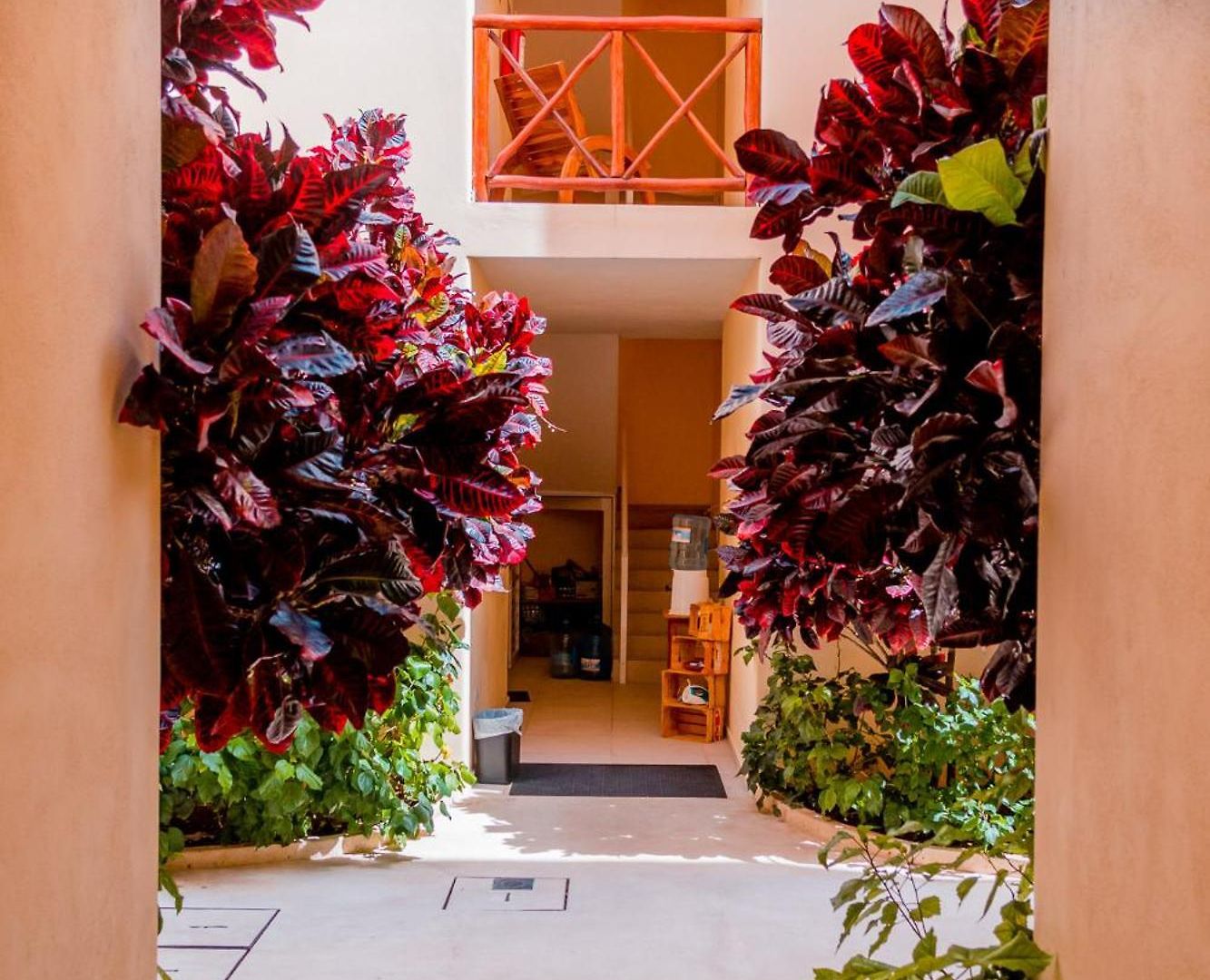 Apartahotel Nah 4*