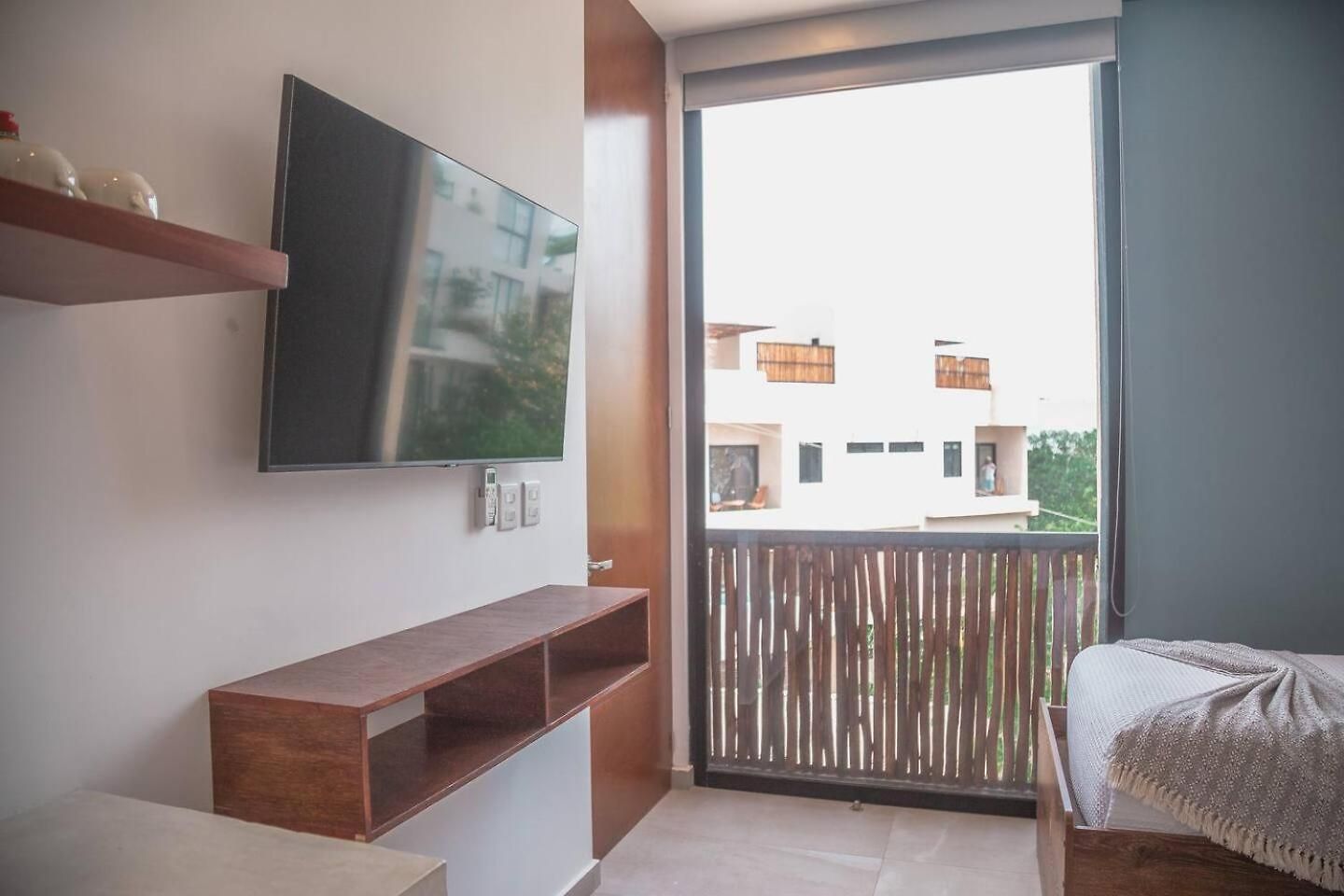 Palalma Casa Luxury 2br & Iconic Pool Apartment *