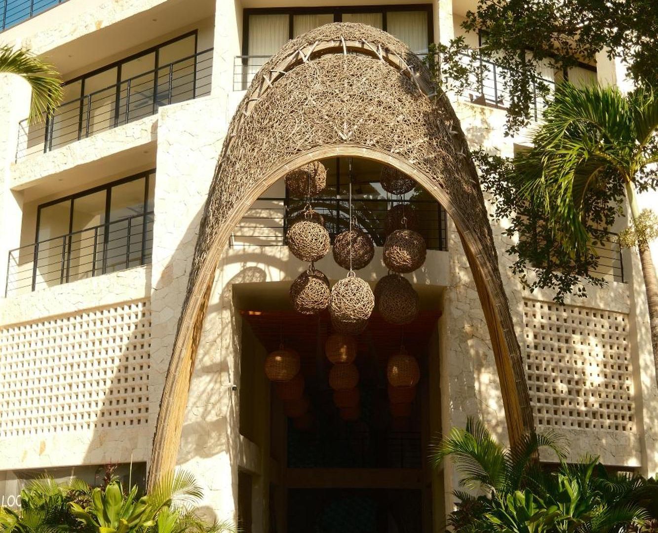 Downtown Penthouse With Private Pool, Rooftop Pool And Gym, Short Distance From Beaches, Restaurants & Nightlife * Tulum