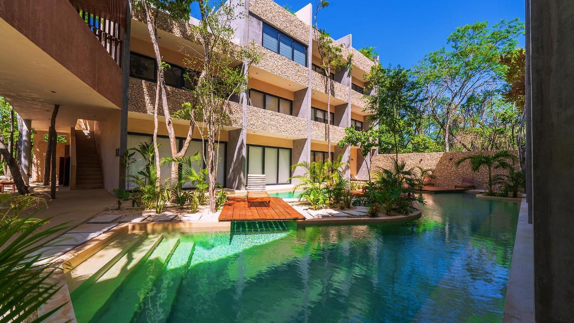 *jungle Ph W/pool, Close To Downtown & Apartment Tulum