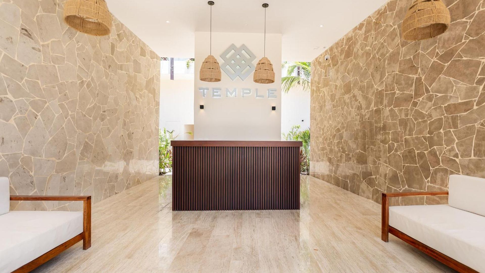 Luxurious At Mistiq Temple Ii Loft And Penthouse