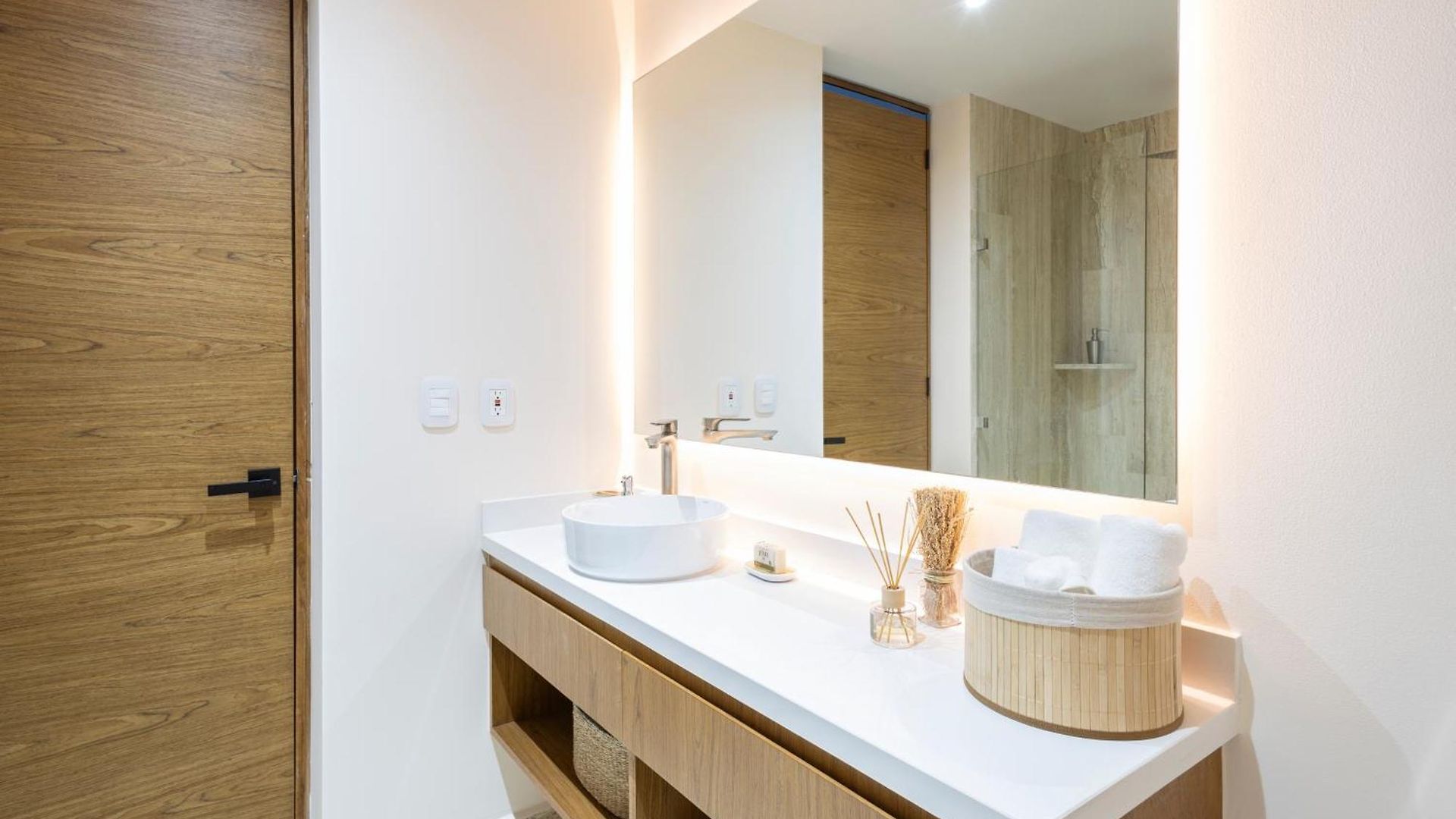 Luxurious At Mistiq Temple Ii Loft And Penthouse *