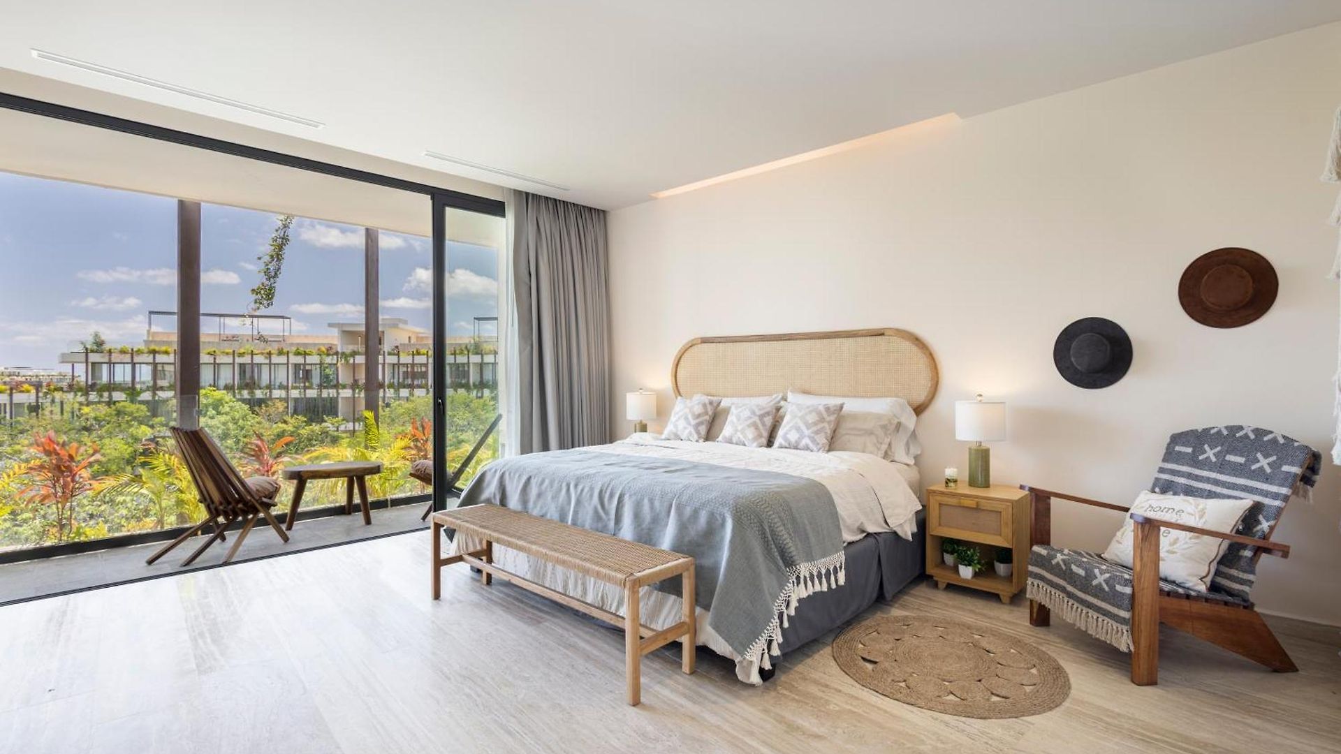 Apartment Luxurious At Mistiq Temple Ii Loft And Penthouse