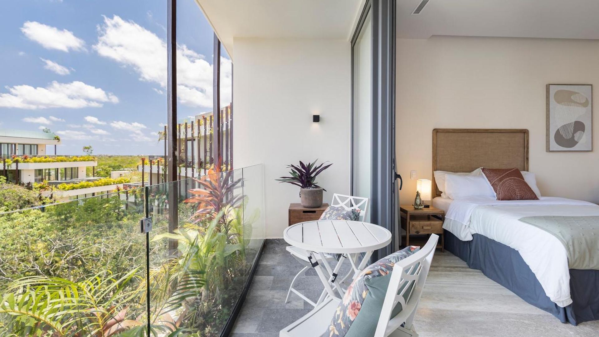 Luxurious At Mistiq Temple Ii Loft And Penthouse