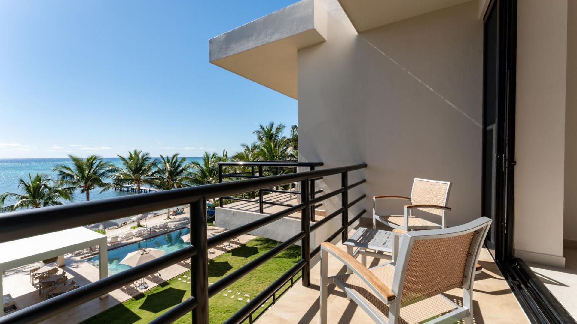 Apartahotel Escalera Al Cielo 4*