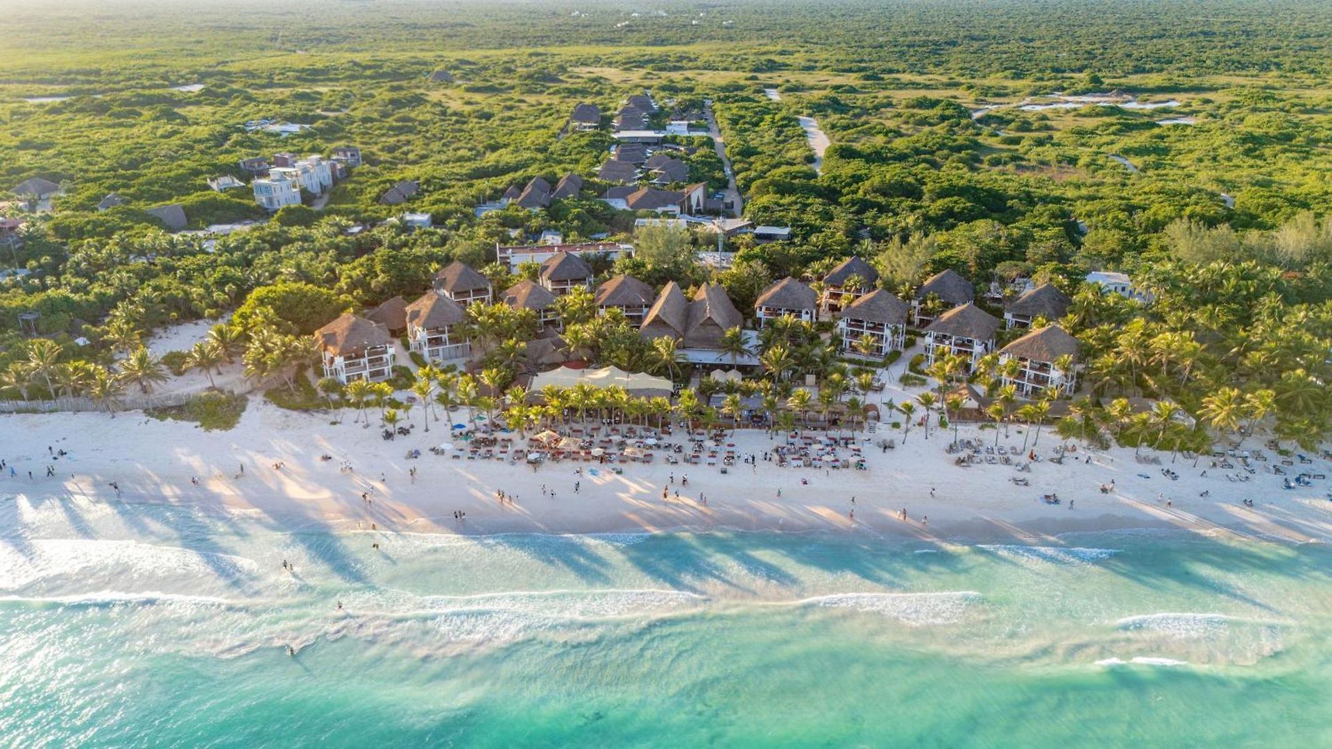 Mia Beachfront - Ocean View And Club Hotel