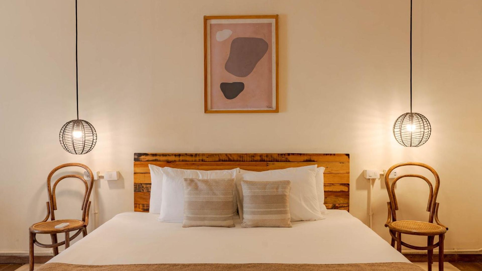 Mia Beachfront - Ocean View And Club Hotel