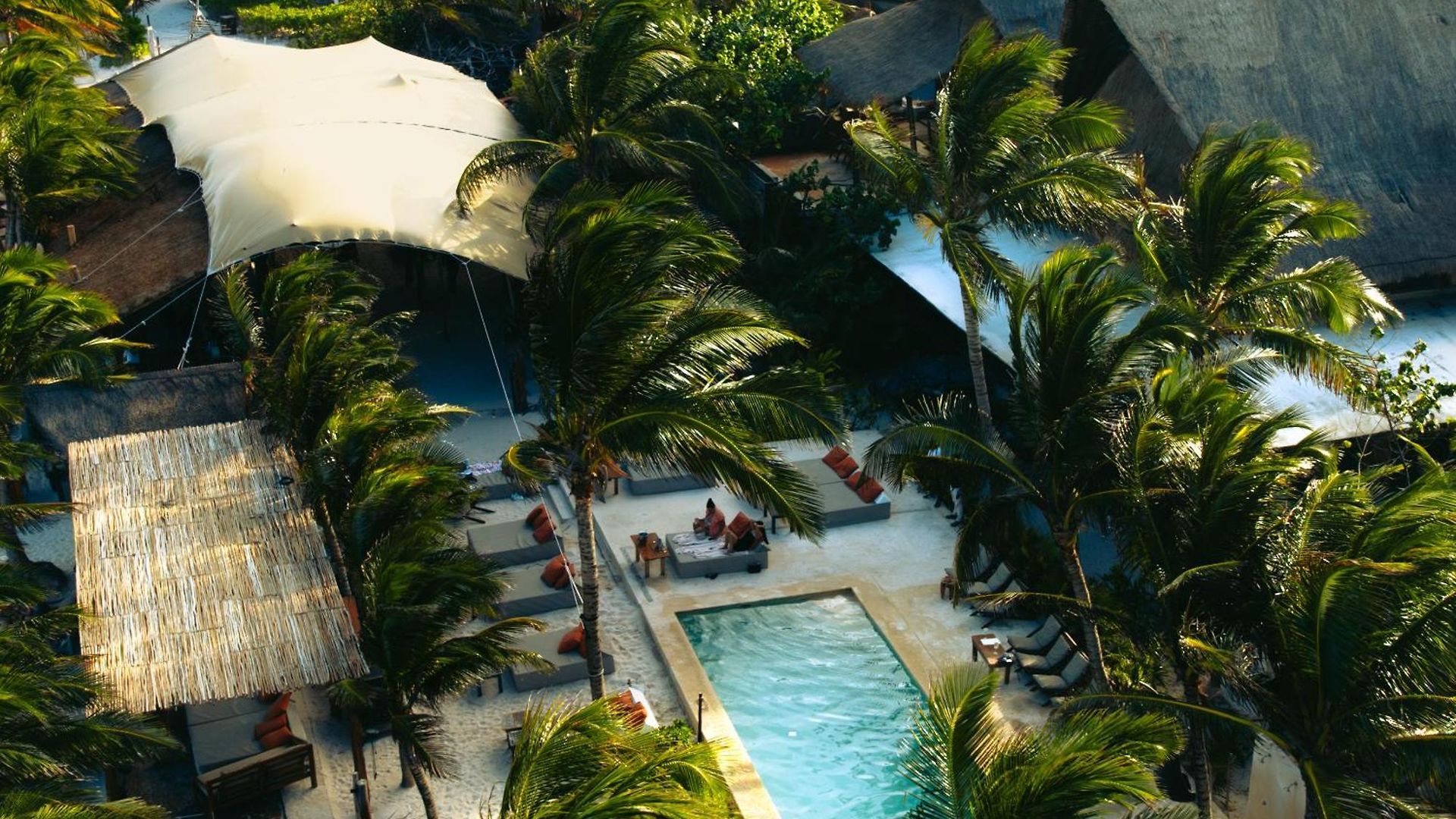 Hotel Mia Beachfront - Ocean View And Club 4*