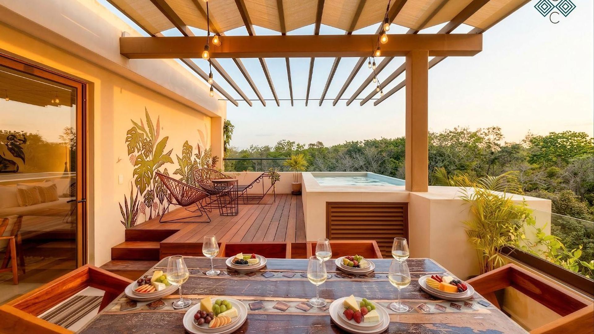 Private Rooftop Pool 3br Penthouse In The Jungle *