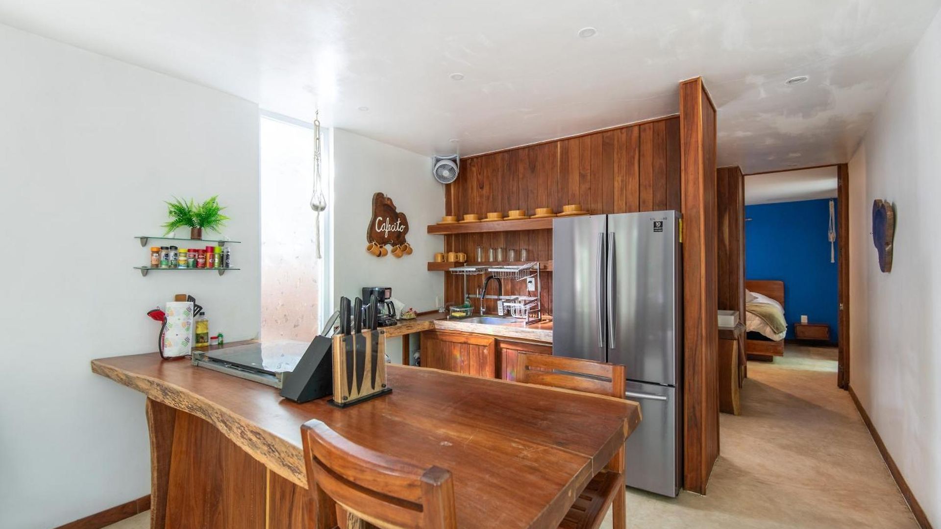 Apartment Private Jungle With Full Kitchen & Pool Access