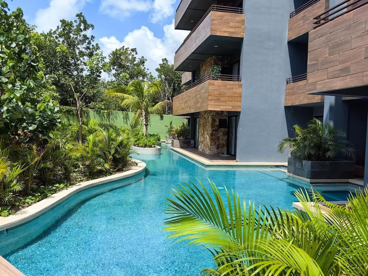 Paramar Noir Swim-up Aldea Zama * Tulum
