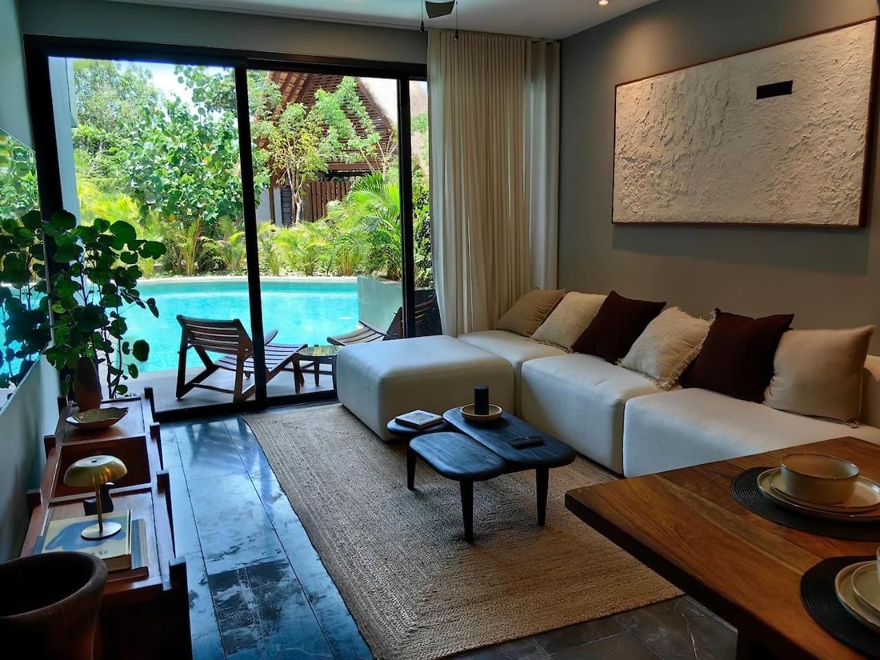 Apartamento Paramar Noir Swim-up Aldea Zama